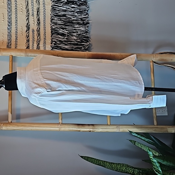 Thomas PINK Tailored Fit with French Cuff - Picture 6 of 9